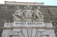 Museos Vaticanos y Capilla Sixtina sin colas + Autobús turístico de Roma