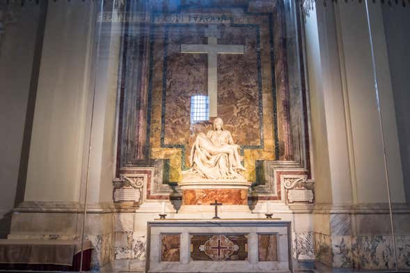 Tour por la Basílica de San Pedro + Necrópolis