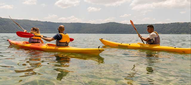 Tour en kayak por el lago Albano