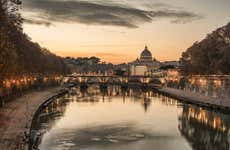 Tour noturno por Roma iluminada