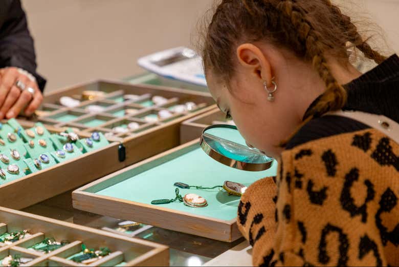 Visitando la fábrica de camafeos