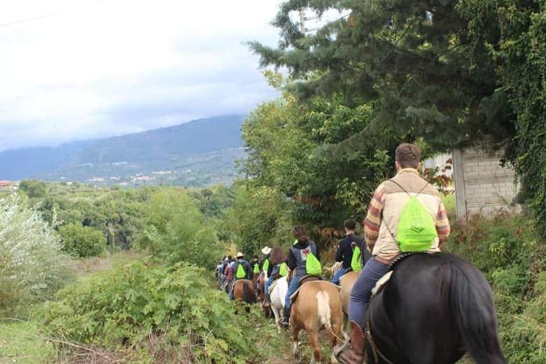Durante il giro a cavallo a Sant'Agata de' Goti