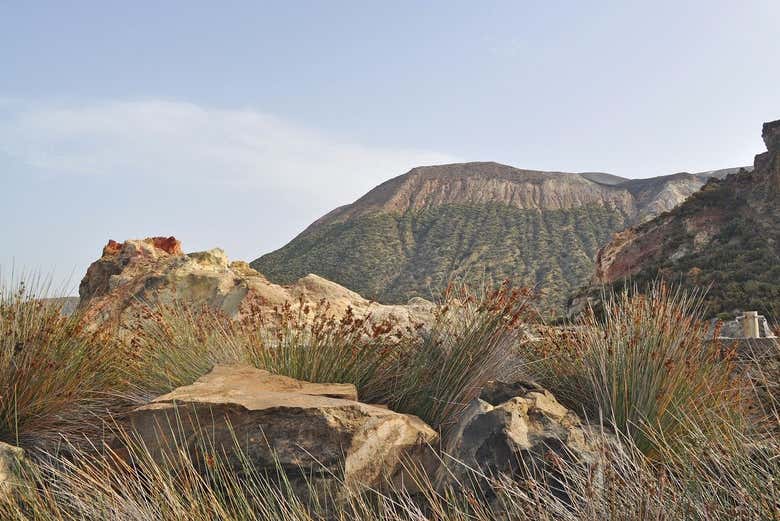 Paysage volcanique des îles Éoliennes