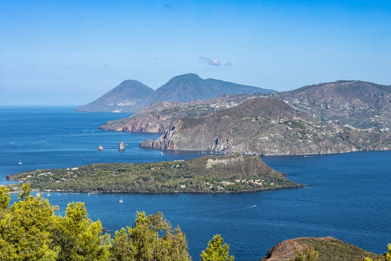 Vulcanello et Vulcano