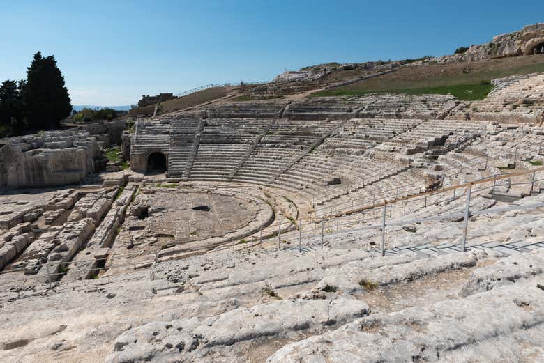 Théâtre grec dans le parc archéologique de Syracuse