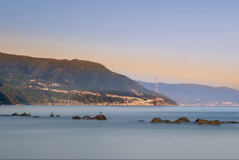 Vistas del mar Tirreno desde Bagnara Calabra