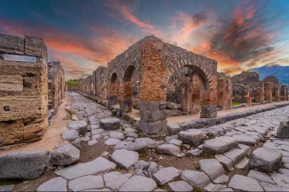 Excursión a Pompeya y Herculano