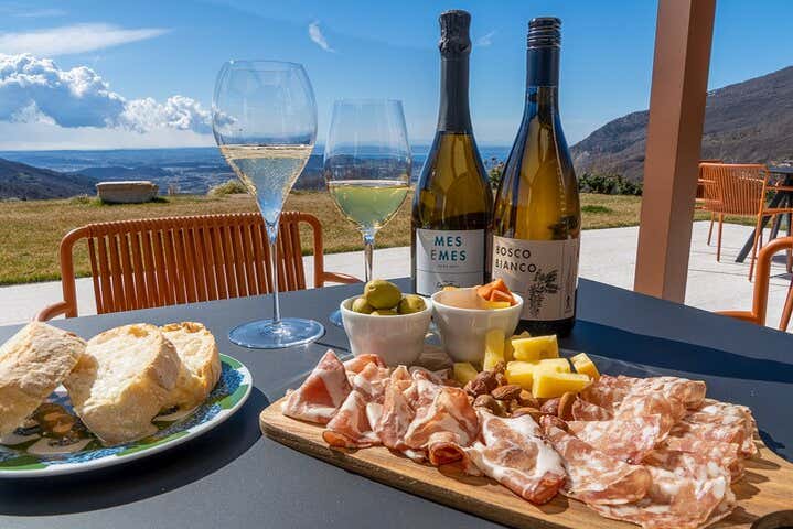 Wine tasting in Spiazzi
