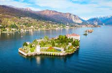Noleggio barca con skipper sul Lago Maggiore