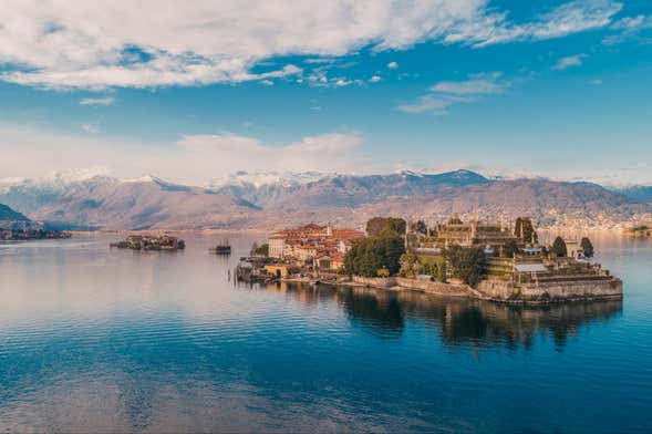 Barco turístico das Ilhas Borromeu