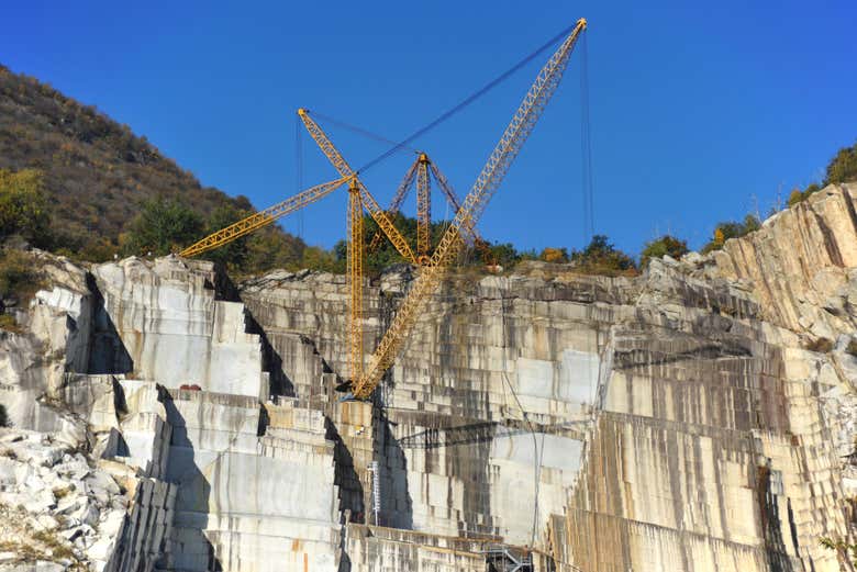 Lake Maggiore Granite Quarry Cruise from Stresa