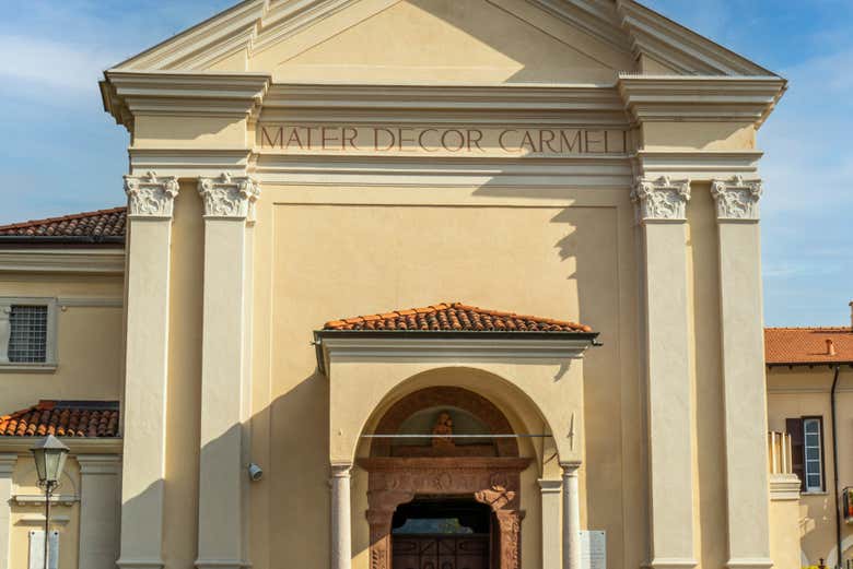 Admiring the Church of Madonna of Carmine