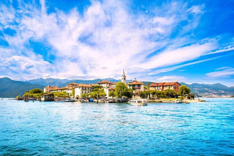 Salpando verso l'Isola dei Pescatori