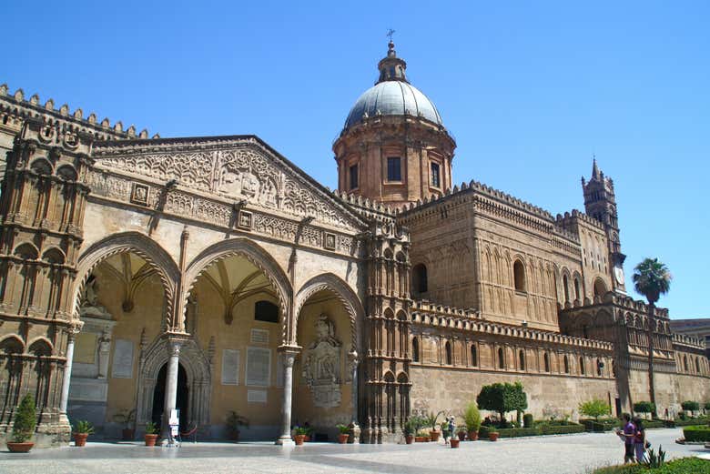 Veremos a bela Catedral de Palermo
