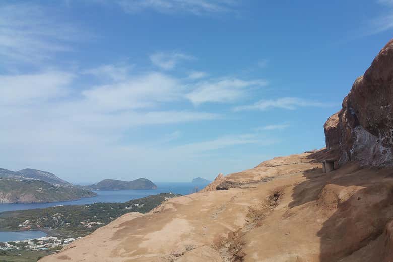 Panorámica de las islas Lípari y Vulcano