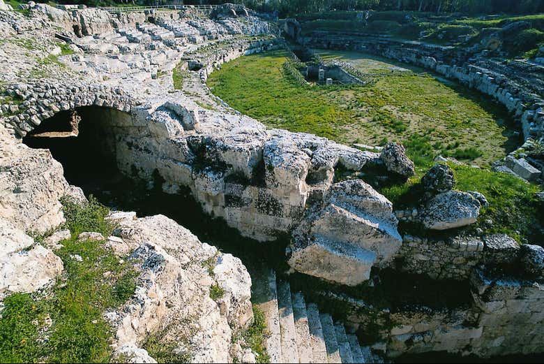 Ruínas da antiga civilização de Siracusa