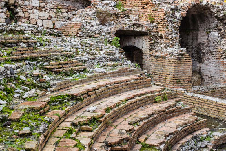 Visitando il teatro Odeon