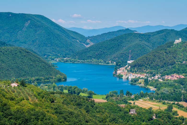Vista del lago Piediluco