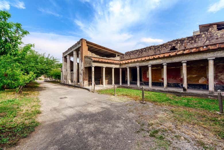 Façade de la villa d'Oplontis