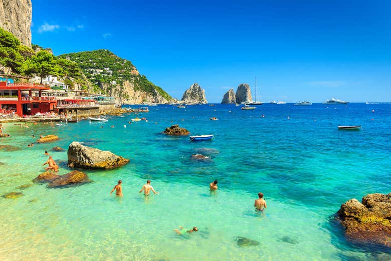Vue des Faraglioni depuis Marina Piccola