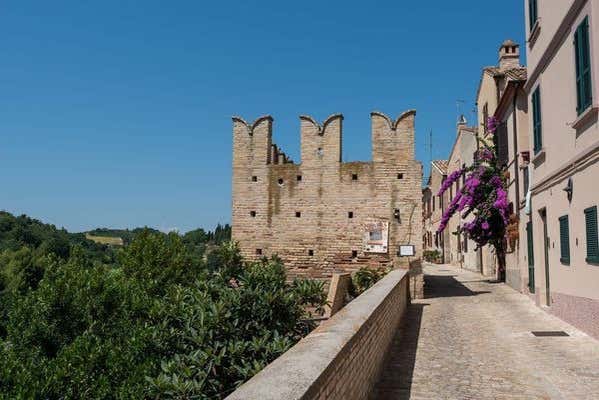 Esplorando Torre di Palme