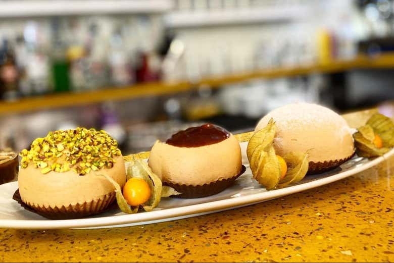 Tres dulces típicos amalfitanos