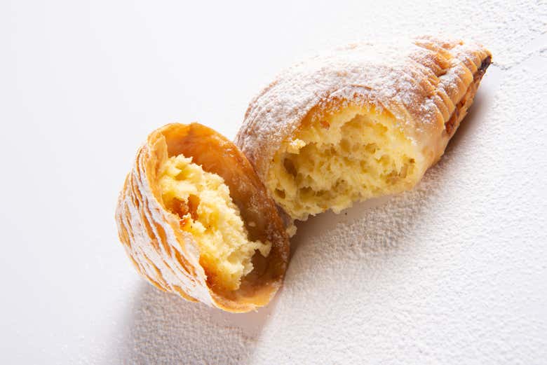 El relleno de la sfogliatella