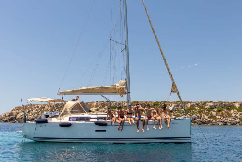 Photo de groupe à bord du bateau