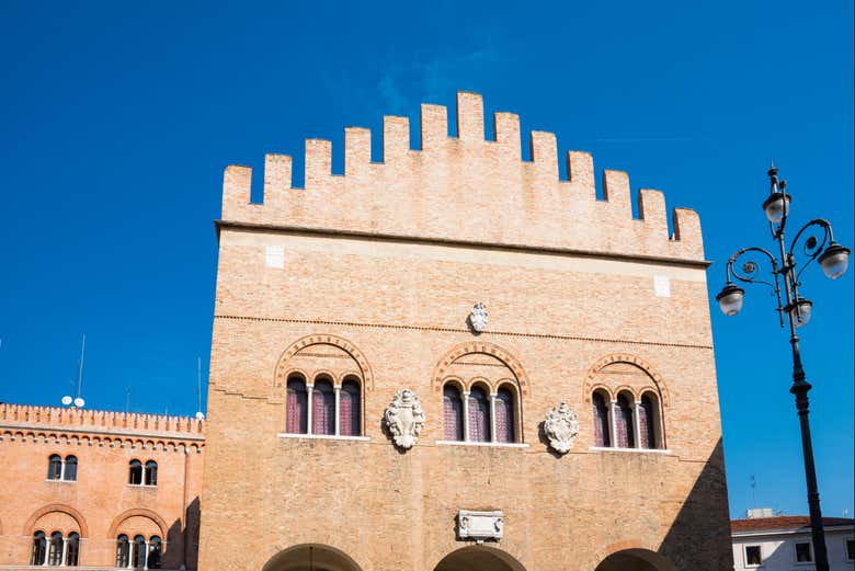 Palacio de los Trecientos