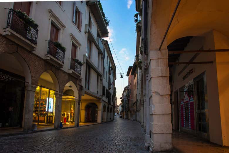 Recorriendo la via Calmaggiore