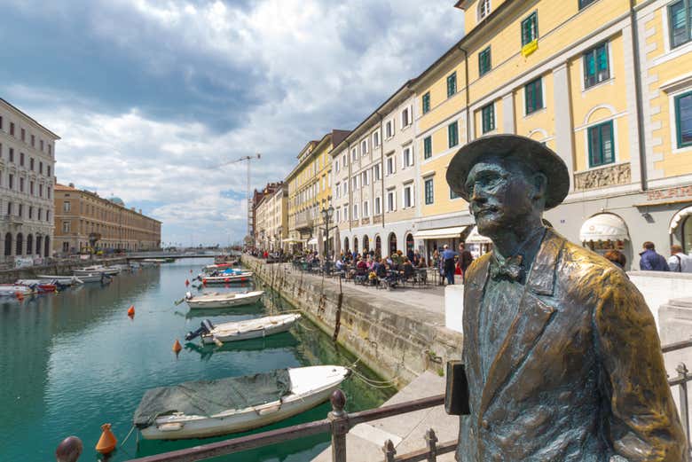 Estatua de James Joyce