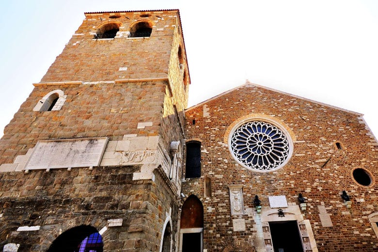 Fachada da Catedral de San Giusto