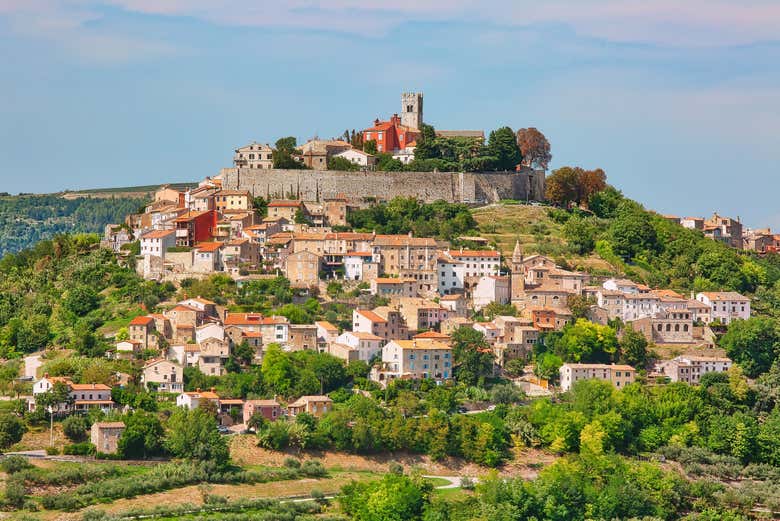 Vue panoramique de Montona