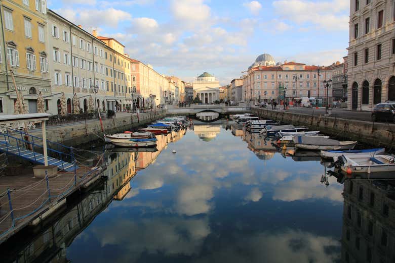 A área de Ponterosso de Trieste