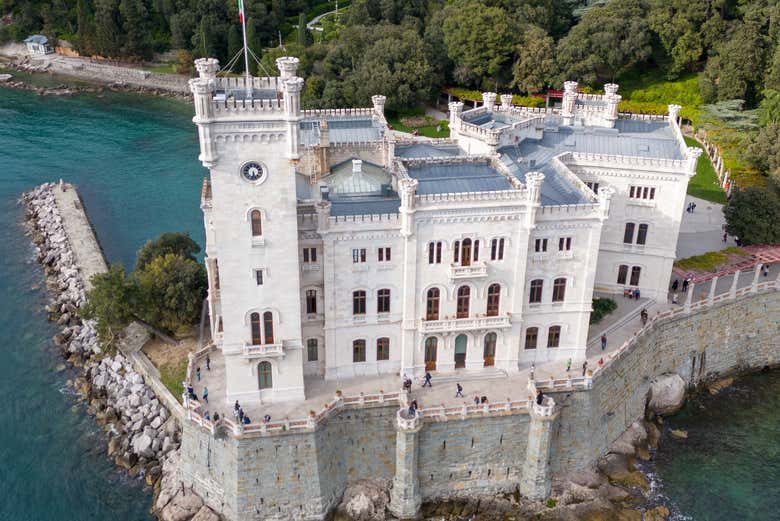 Panoramica del Castello di Miramare