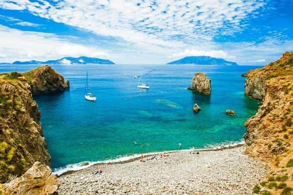 Águas cristalinas de Panarea