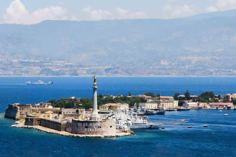 Puerto de Messina