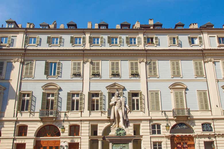 Piazza Carignano