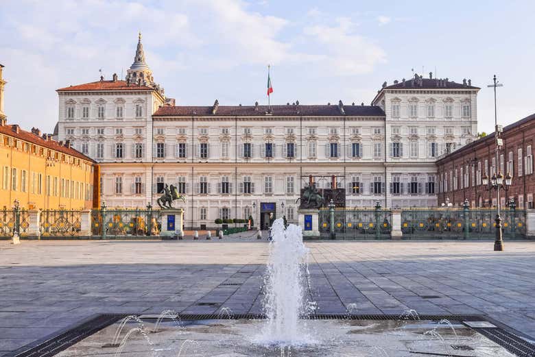 Fachada del Palacio Real de Turín