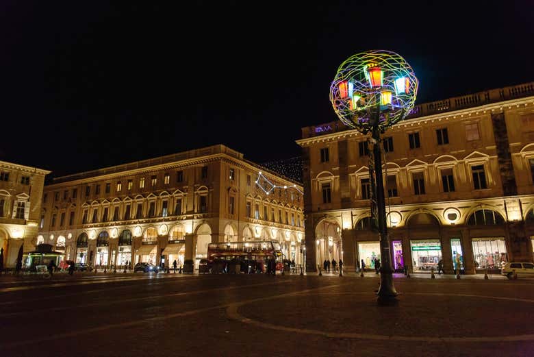 Luces de Navidad en el centro histórico de Turín