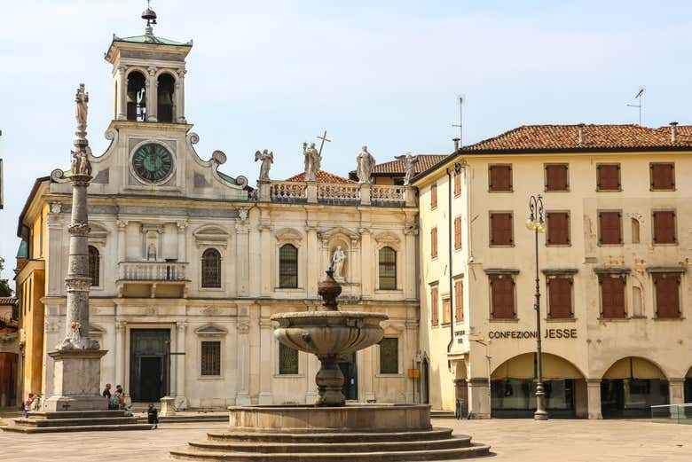 Piazza San Giacomo