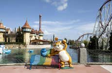 Entrada a MagicLand Amusement Park