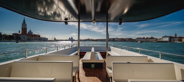 Barco turístico de Venecia, Murano, Burano y Torcello