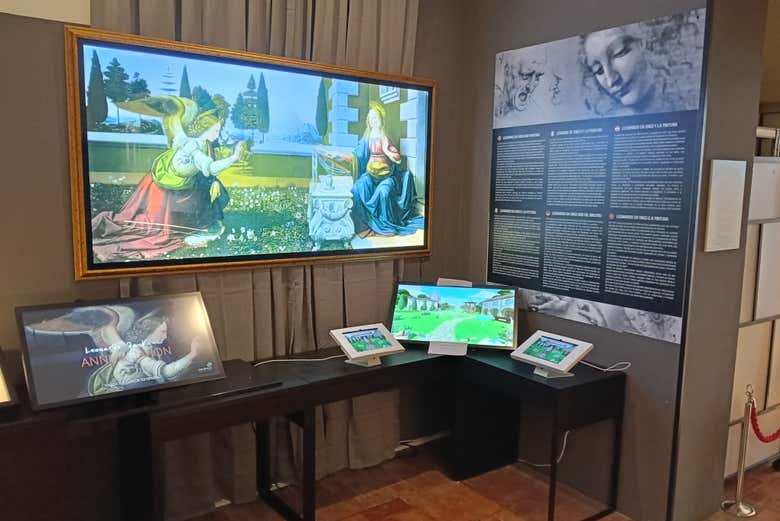 Learn about Da Vinci's life from various exhibitions