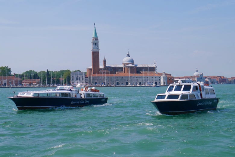 Sailing along the Venetian coast