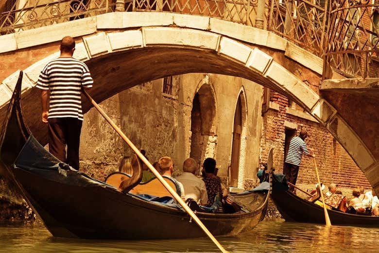 Gondola during the serenade