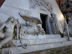 Santa Maria Gloriosa dei Frari, Tombeau de Canova