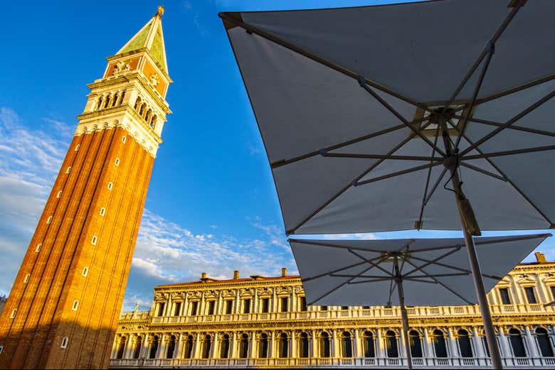 A majestosa Torre do Relógio