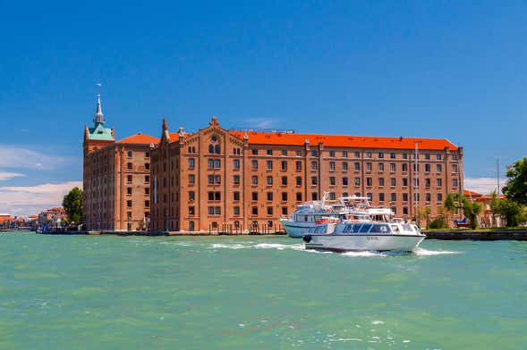 Paseo en barco por Venecia