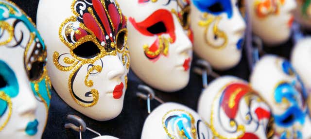 Réaliser : Deux décorations de Masques pour Carnaval - PassionS et  CréationS